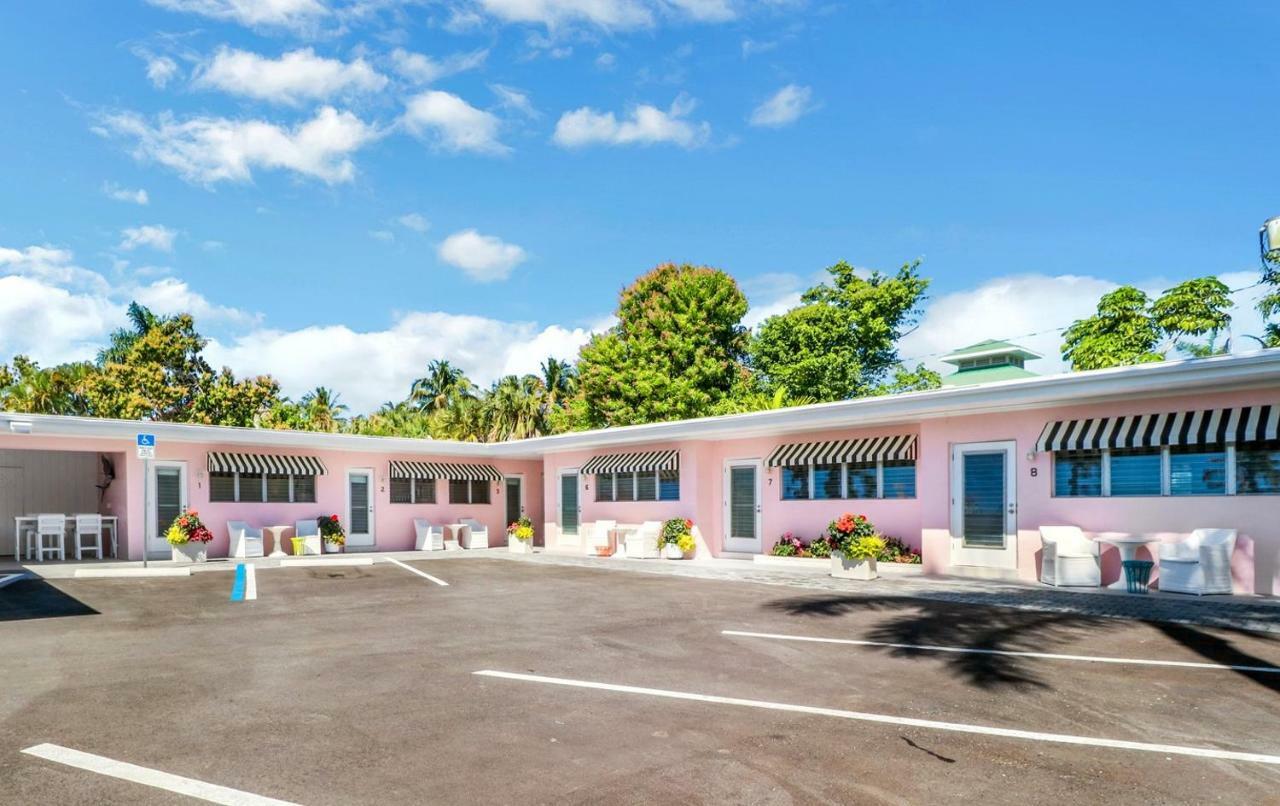 North Naples The Gondolier Inn מראה חיצוני תמונה